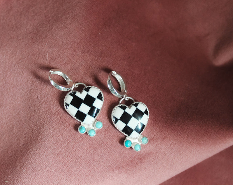 Checkered Heart Huggies