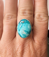 Load image into Gallery viewer, White Water Ring - Size 9.5