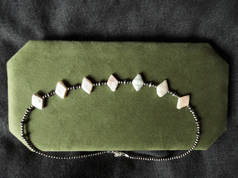 Diamond Pearl Choker