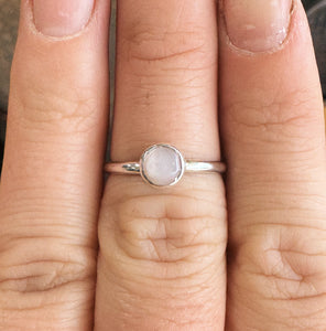 Mother of Pearl Ring - Size 8