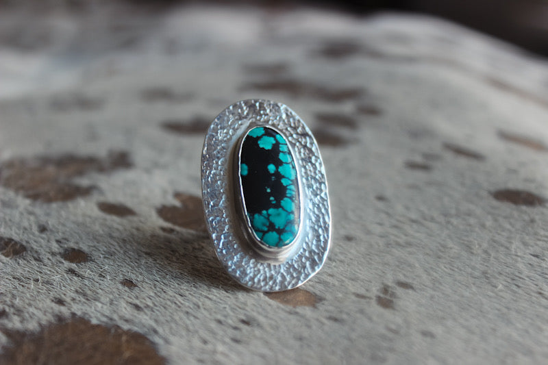 Oval Hubei Chunky Ring