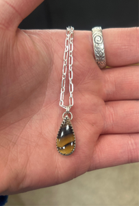 ￼ Montana Agate Teardrop Necklace