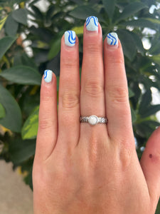 Mother of Pearl Ring Size 7