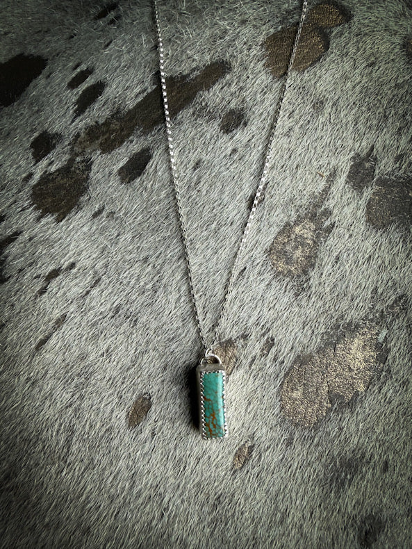 Dainty Kingman Rectangle