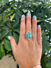 Load image into Gallery viewer, White Water Ring Size 9.5