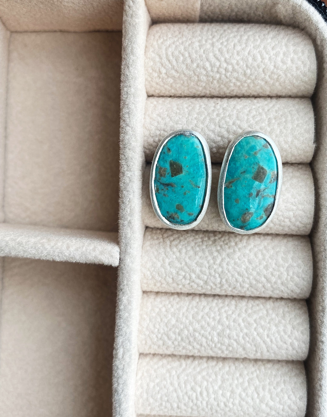 Chunky Kingman Studs