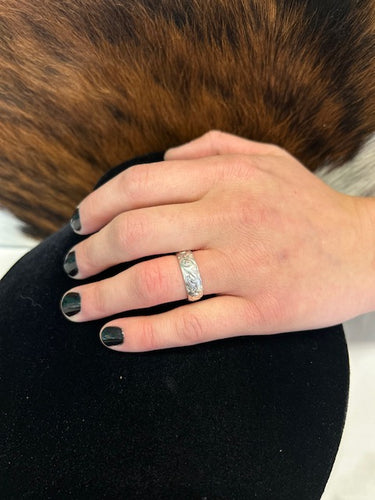 Scroll Stacker Ring